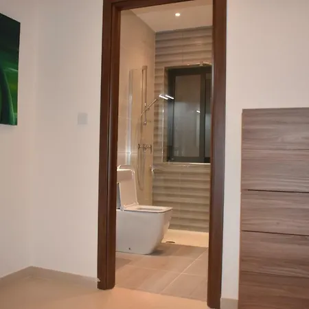 Luxurious Double Central 5 Min To The Sea